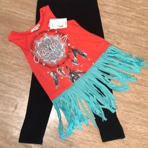 Cute little fringe girls outfit. Size small (7-8)